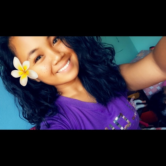 Meet your Posher, Nherlyn - Picture 1 of 1